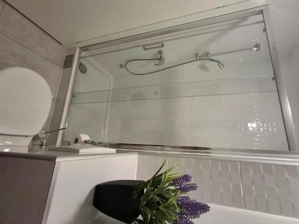 Apartment Anic โบล ภายนอก รูปภาพ